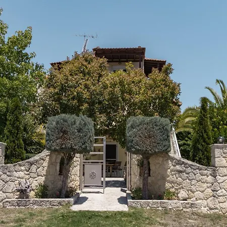בית נופש Stauroula *